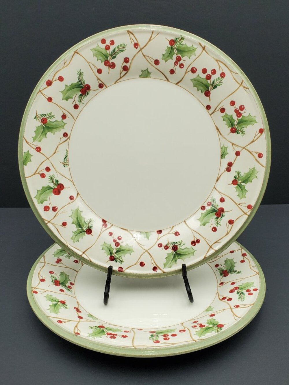 Lenox Holiday Gatherings Holiday Trellis Dinner Plates Holly Berries Plates